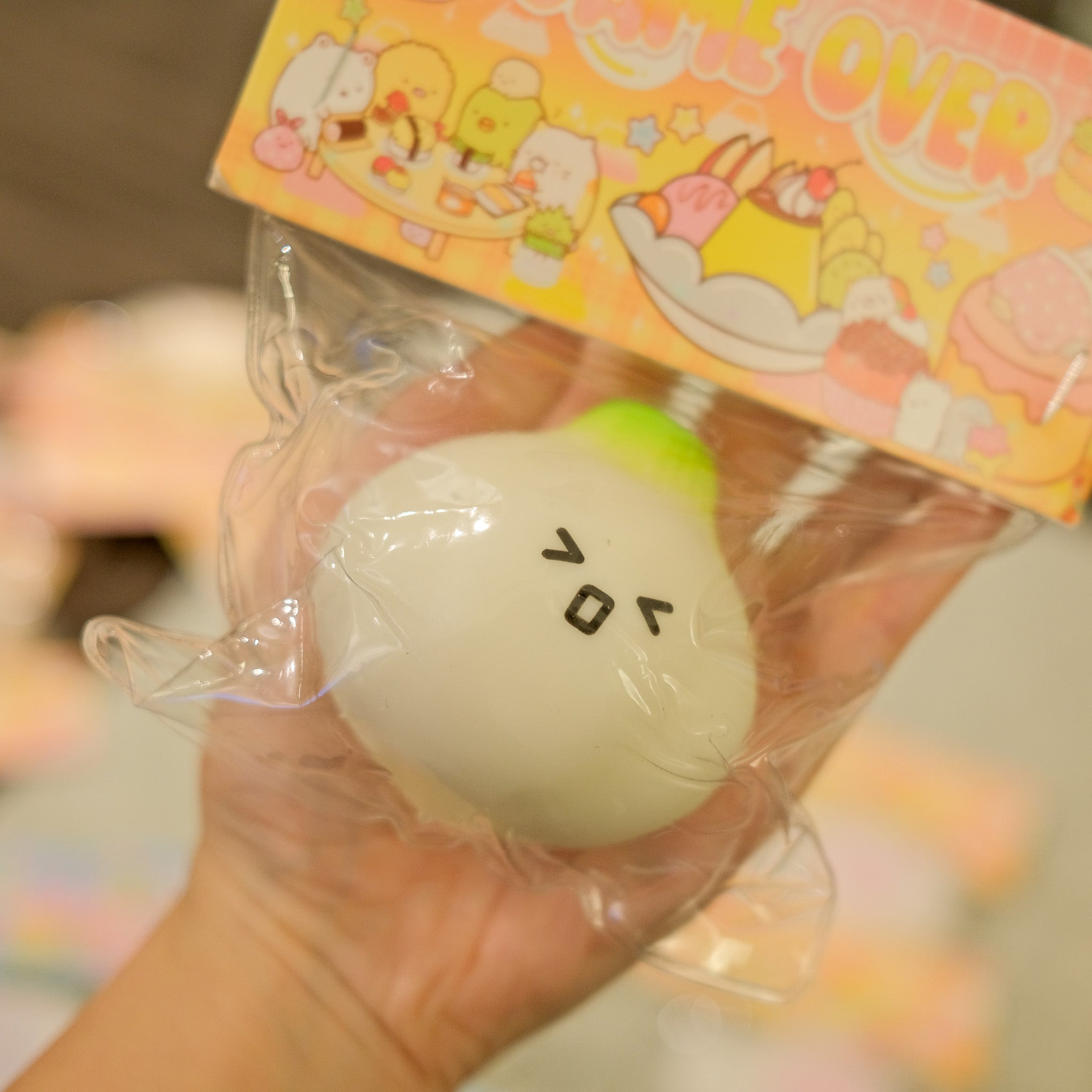 Cute Smile and Happy Garlic Squishy - Squeeze and Relax with Soft, Slow-Rising Material-first